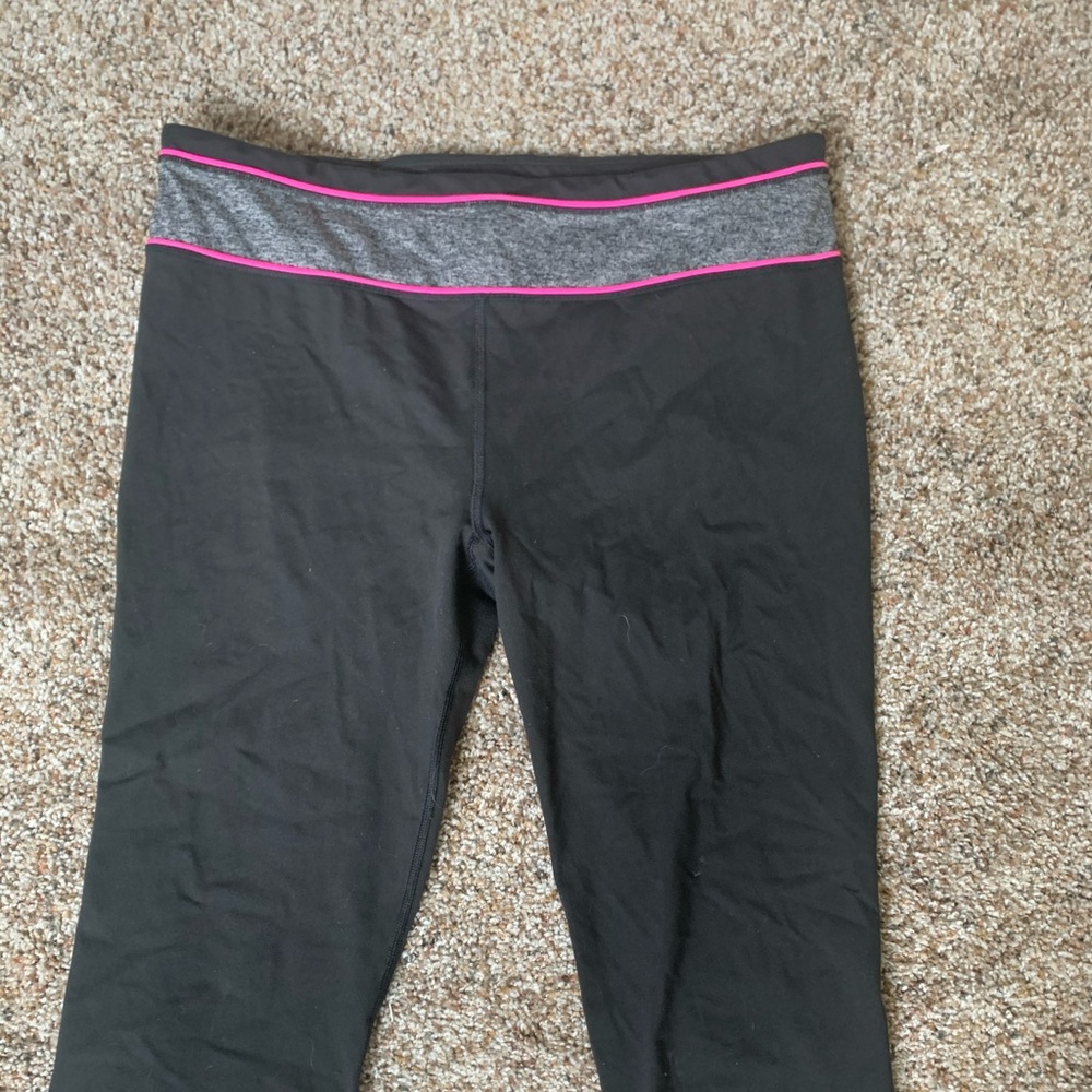 Victoria’s Secret VSX capri’s